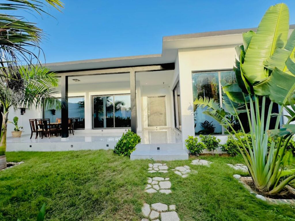 Annonces et ventes whatsapp image 2026 03 08 at 14.53.26 (1)